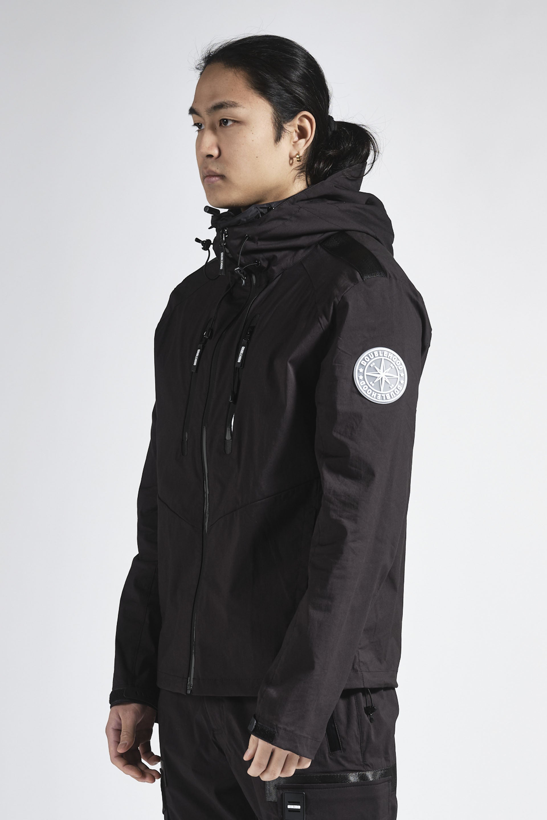 Veste zippée noir avec capuche DOUBLEHOOD