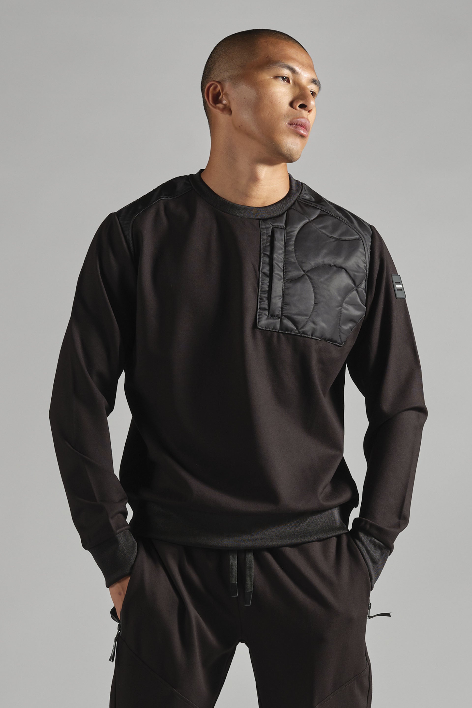 Pull noir homme streetwear DOUBLEHOOD