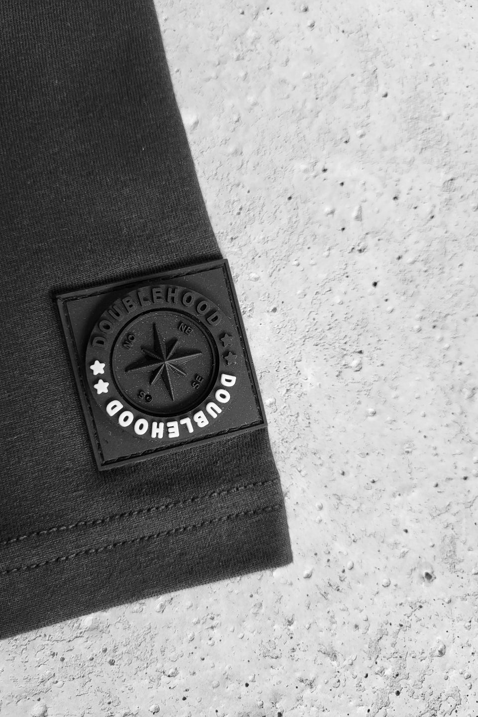 DOUBLEHOOD 12 GLASGOW BLACK - TEE SHIRT